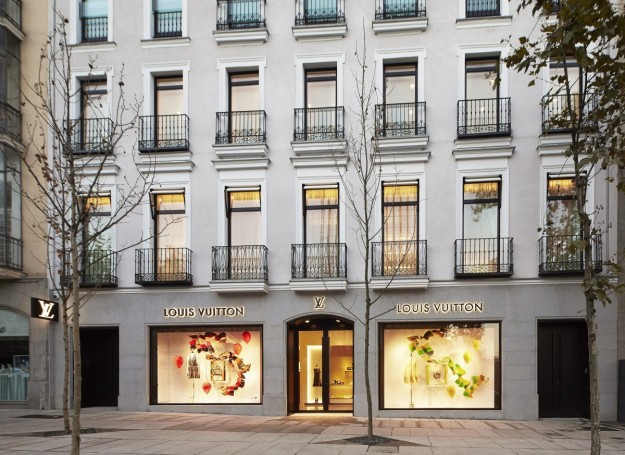 Fachada de la tienda de Louis Vuitton en Serrano 66. 