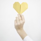 Aristocrazy felicita San Valentín con corazones de Origami y una colección exclusiva