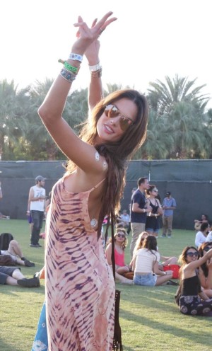 Alessandra Ambrosio en Coachella.
