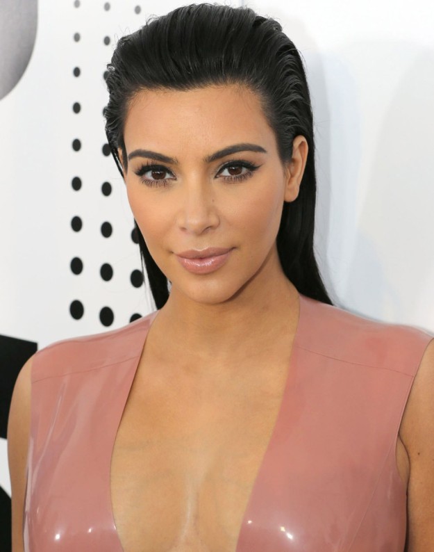 Kim Kardashian estrena blog de belleza