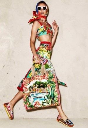 La colección que Dolce&Gabbana ha diseñado inspirada en Portofino, a la venta en su pop up este verano en el pueblo italiano.