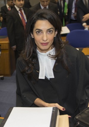 Amal Clooney en la Corte Europea de Derechos Humanos