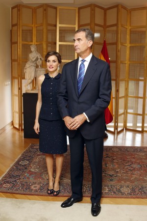 Don Felipe y Doa Letizia a su llegada a la residencia del embajador.