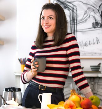 Anne Hathaway nos inspira con el perfecto look de working girl
