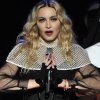 Emotivo homenaje de Madonna a las vctimas de Pars en su concierto