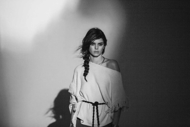 Kendall Jenner en una de las primeras imágenes que se han revelado de su campaña para Mango.