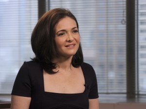 Sandberg durante una entrevista