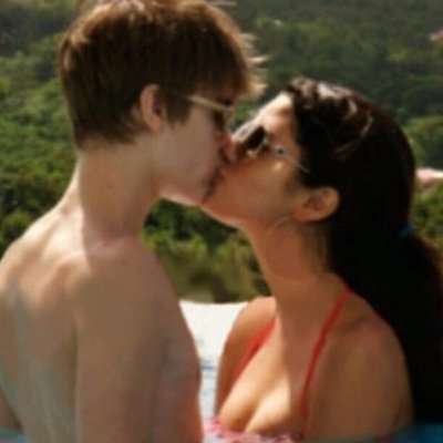 El beso entre Justin Bieber y Selena Gómez que triunfa en las redes sociales