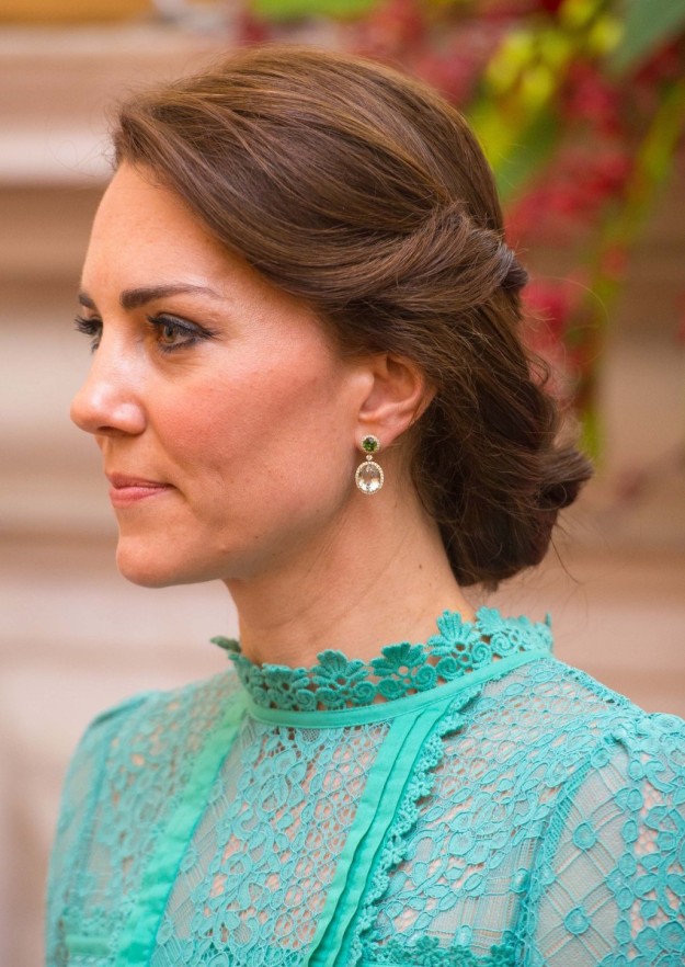 Kate Middleton con recogido bajo: inspiracin perfecta para invitadas.