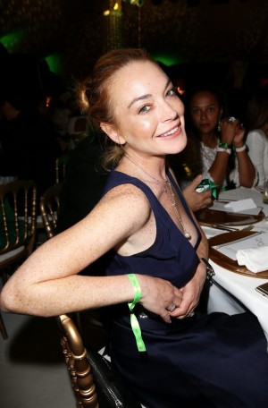Lindsay Lohan en una imagen en una cena en Porto-Cervo, Italia, en plena polmica.