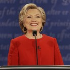 Hillary Clinton: ¿Por qué escogió el rojo?