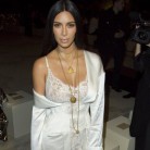 Kim Kardashian atracada a punta de pistola en París